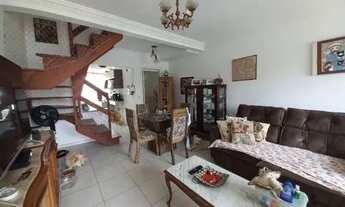 Imagem 4: Casa em Porto Alegre, no bairro Guarujá, com 2 dormitório(s), e 2 banheiros, à v