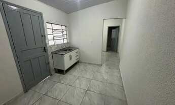 Imagem 3: Casa Residencial com 2 quartos para alugar por R$ 1300.00, 50.00 m2 - ZONA 07 - MARINGA/PR