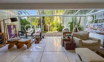 Imagem 2: Casa de rua - / Residencial / Gávea