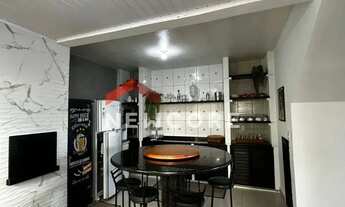 Imagem 4: Sobrado em Rua Alfredo José Rebello - Meia Praia - Navegantes/SC