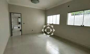 Imagem 6: Oportunidade Única na 206 Sul: Casa Espaçosa com 4 Quartos