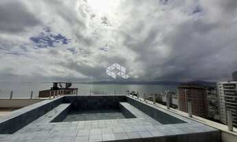 Imagem 4: Apartamento com 2 quartos/dormitórios no bairro Barreiros, em São José - SC