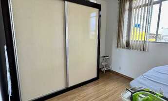 Imagem 4: Apartamento mobiliado, bem localizado no Bairro Martins, sol da manha e garagem coberta