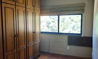 Imagem 5: Várzea - Sala Ampla - 3 Quartos (Sendo 1 suíte) - Varanda - Frente Rua - 2 Vaga Carro - Po