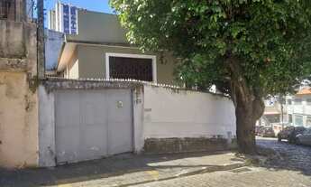 Imagem: Casa para vender e alugar em rua pública