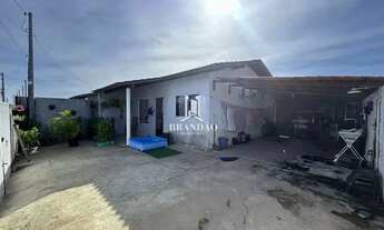 Imagem: VENDO CASA COM TERRENO GRANDE condomínio