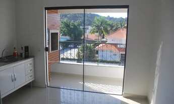 Imagem 4: Apartamento 02 dormitórios na praia dos Amores! locação anual!