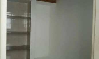 Imagem 7: Apartamento de 2 Quartos com Garagem no Centro