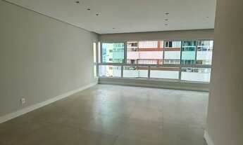 Imagem 3: ABAIXO VALOR MERCADO 3 suítes, 4bwc, 3vgs individuais, excelente local com lazer completo