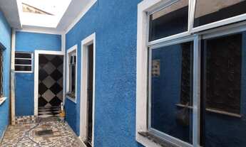 Imagem: Alugo casa em ótima localização e em