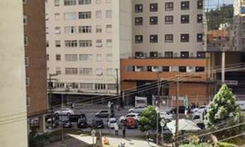 Imagem 7: Apartamento com 2 quartos - Centro - Petrópolis-RJ