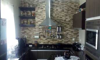 Imagem 2: Sobrado com 3 Suíte, 4 banheiros, 5 vagas e piscina, para Locação, 440m² Jardim Maringa