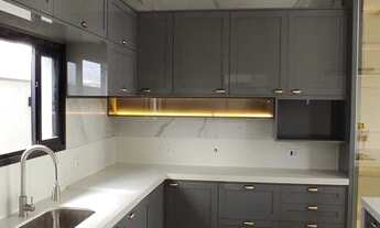 Imagem 2: Casa de condomínio térrea para venda possui 214 metros quadrados com 3 quartos