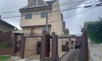 Imagem 2: Sobrado Triplex, 3 vagas de garagem, próximo à Avenida Presidente Kennedy - Curitiba