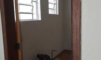 Imagem 3: Barracão fundos Excelente