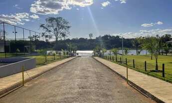 Imagem 3: Lote em condomínio de lazer