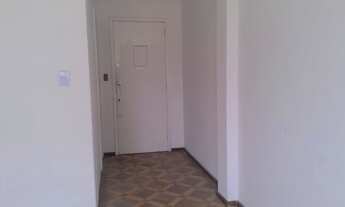 Imagem 3: Alugo apartamento de sala, 3 quartos, armários e dependências completas e vaga