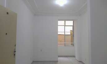 Imagem 4: Alugo ótimo conjugado em Botafogo na Rua da passagem