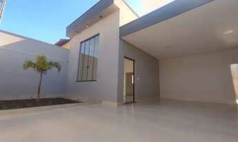 Imagem: Casa nova para venda de terreno inteiro