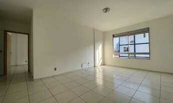 Imagem 2: Apartamento com 1 suíte + 2 dormitórios para alugar, 104 m² por R$ 1.700/mês - Saguaçu - J