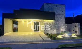 Imagem 2: Excelente casa terrea a venda localizada no Residencial Rosa de Leiria, com 268,10m² de ár