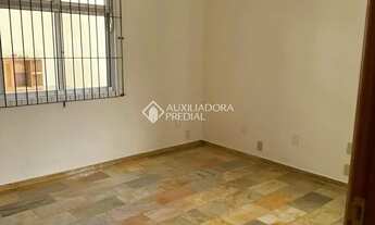 Imagem 7: Casa ampla e elegante em dois andares - 305m² de área construída!