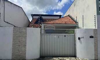 Imagem: Casa à venda no Bairro Novo com Piscina