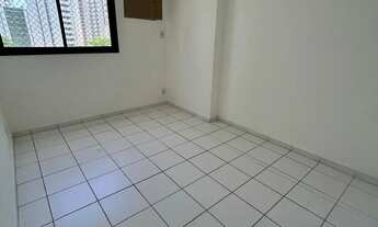 Imagem 7: Em Setúbal 110m2 03 quartos sendo 01 suíte, Varanda, ventilado com armários fixos. Próx ao