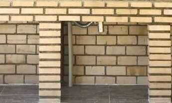 Imagem 7: VENDO CASA FRENTE DE RUA COM PISCINA