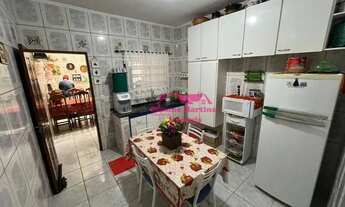 Imagem 7: CASA COM 04 QUARTOS EM LOCALIZAÇÃO PRIVILEGIADA Á VENDA NA PRAIA DE MONGAGUÁ