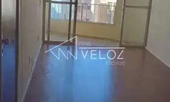 Imagem: Apartamento - / Residencial / Catete