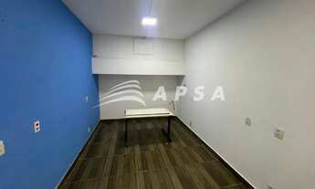 Imagem 3: NO CORAÇÃO VIBRANTE DE IPANEMA, UMA LOJA SUBSOLO GUARDA HISTÓRIAS PRONTAS PARA NASCER. LOC