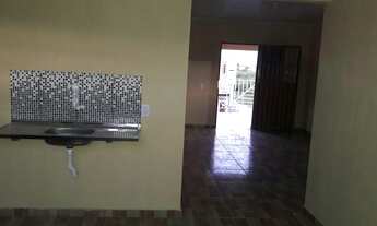 Imagem 4: Aluga casa com cerca eletrica 2 quartos e garegem para 2 carros, no bairro ipoera