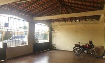 Imagem 2: Casa com 04 quartos no Satélite