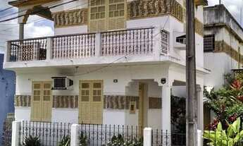 Imagem: CASA CHARMOSA E REQUINTADA - CENTRO COMERCIAL