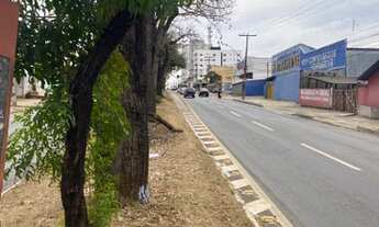 Imagem 4: Ponto comercial/Loja/Box para venda possui 450 metros quadrados