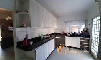 Imagem 4: Casa com 3 quartos - Bairro Jardim Athenas em Londrina