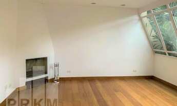 Imagem 2: Itaim Bibi - Apartamento duplex com três suítes, 188 m² úteis e duas vagas