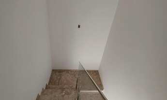 Imagem 7: Lindo Sobrado com Três Quartos sendo duas Suítes, no Bairro: Pedro Moro