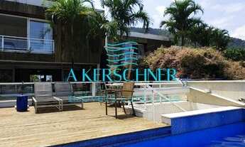 Imagem 5: Casa alto padrão com piscina privativa e vista para o mar, a apenas 50mts da praia em Juqu