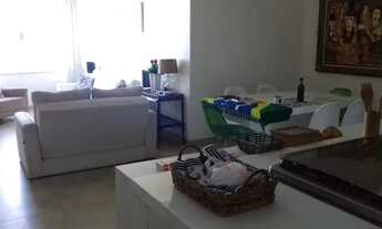 Imagem 2: Apartamento para venda possui 70 metros quadrados com 2 quartos em Flamengo - Rio de Janei