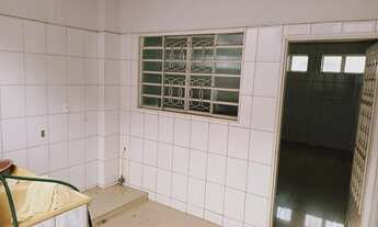 Imagem: CASA SETOR UNIÃO 3 QUARTOS SUÍTE PORCELANATO