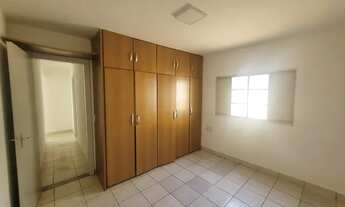 Imagem 7: Casa para aluguel com 80 m2 com 02 quartos no Bairro Jardim Colina - Uberlândia - MG