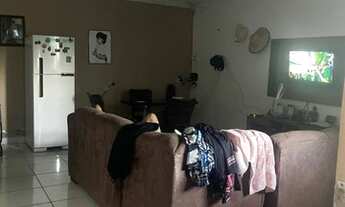 Imagem 3: Imovel inteiro de esquina a venda 2 Salas (alugadas) e 1 casa no Madre Germana II