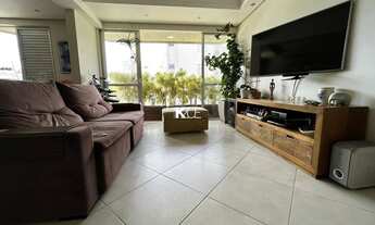 Imagem 6: Apartamento para venda possui 129 metros quadrados com 3 quartos em Coqueiros - Florianópo