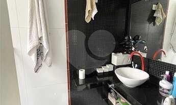 Imagem 3: Excelente sobrado com 125 m2 de área construída e 64 m2 de terreno, com 4 dorm. sendo uma