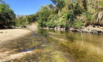 Imagem: Chácaras de dois hectares com Rio vermelho!