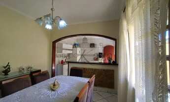 Imagem 2: Jacarei - Casa Padrão - Jardim Emilia