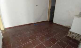 Imagem 5: Casa de 1 dormitório com vaga de garagem !