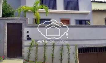 Imagem: Casa com 2 dormitórios à venda, 170 m²